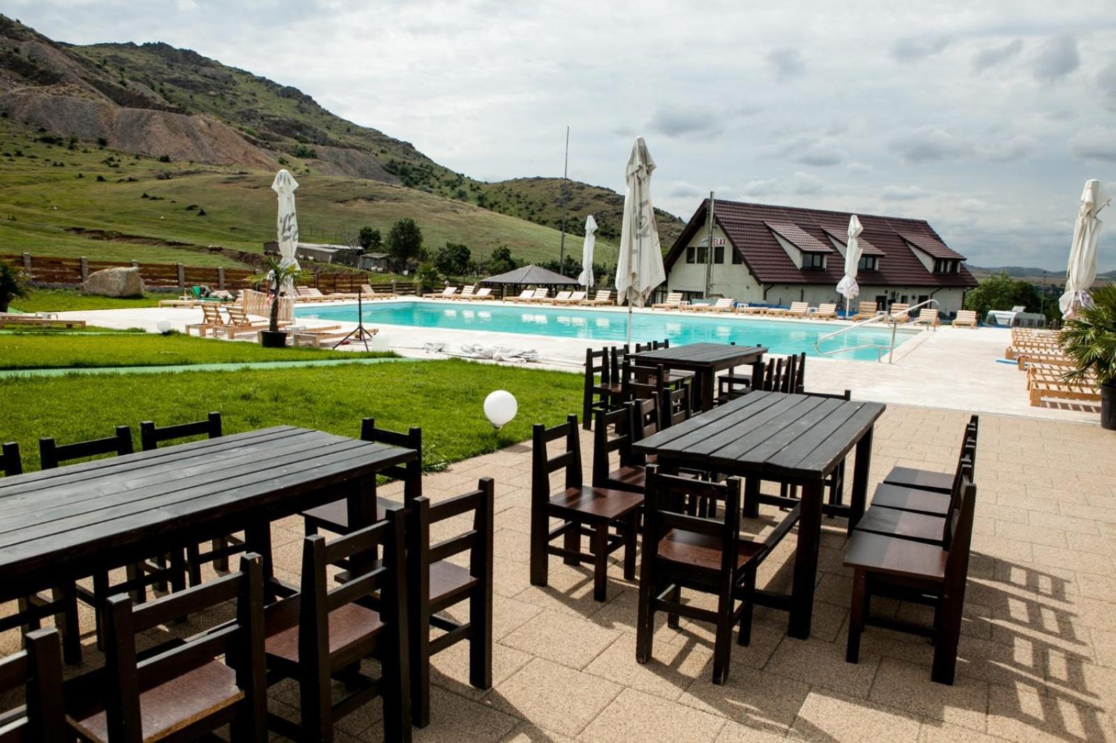 Relax Hotel Greci Bagian luar foto